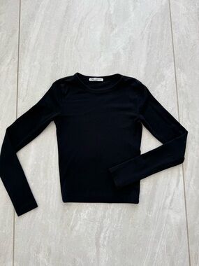Black Long Sleeve Top